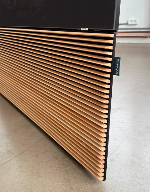 CANVAS 55" Light Oak